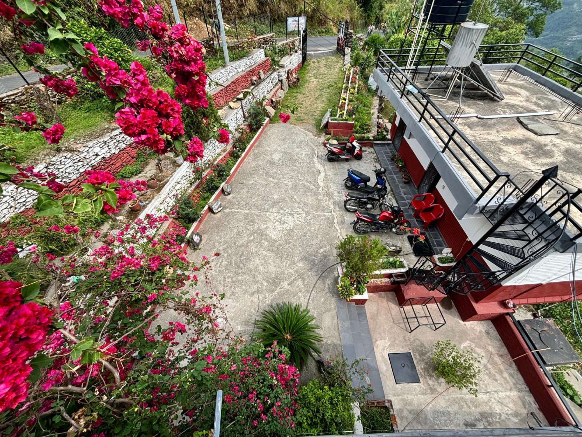 Siddhartha Garden Ayurveda Hotel โพคารา ภายนอก รูปภาพ