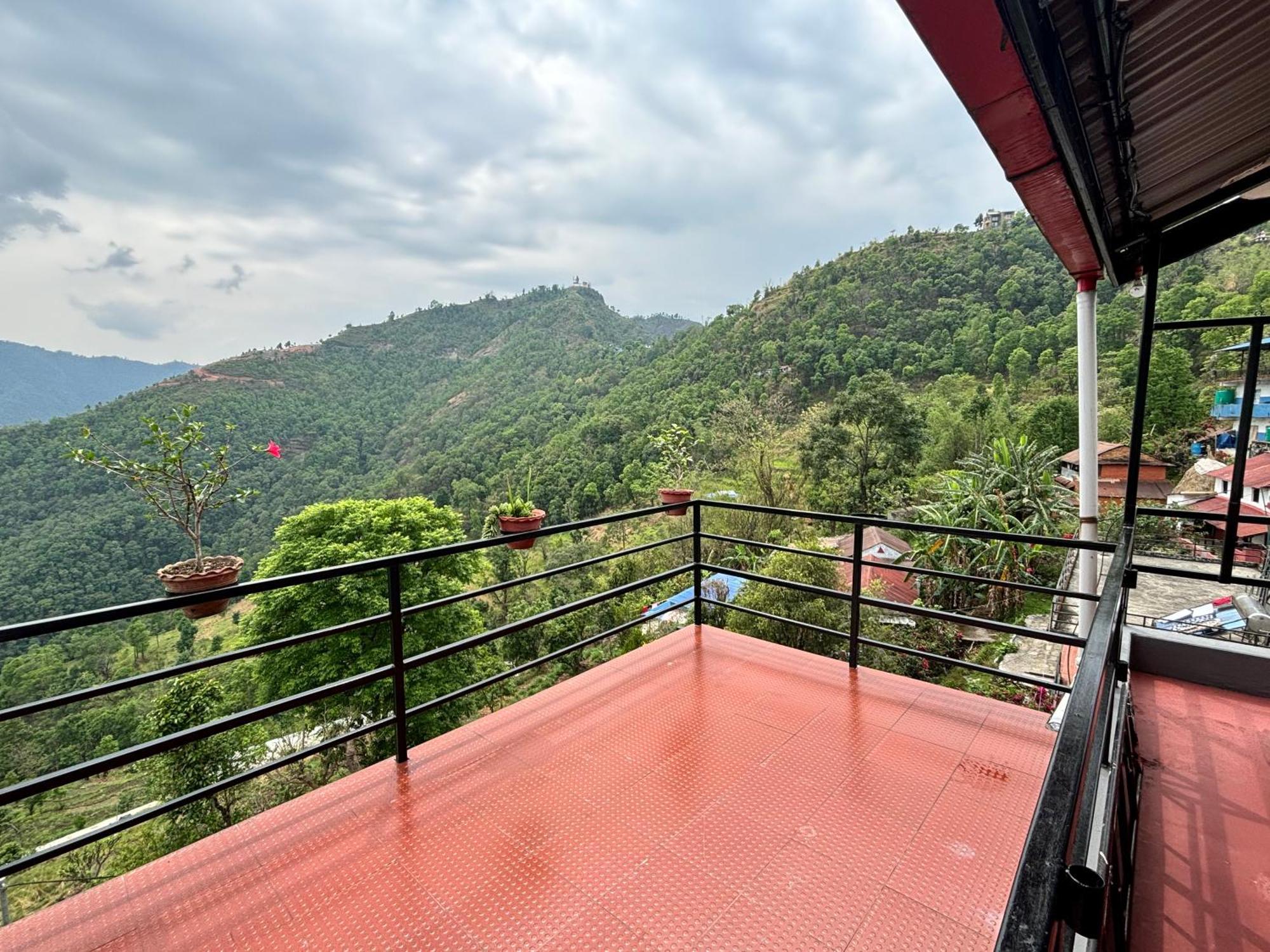 Siddhartha Garden Ayurveda Hotel โพคารา ภายนอก รูปภาพ